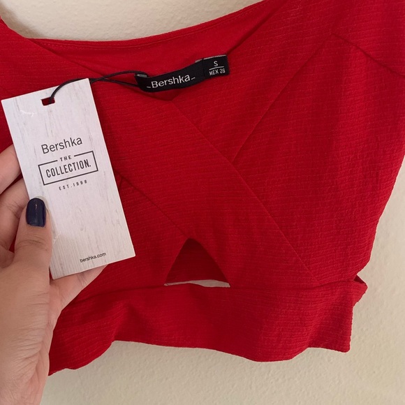 Bershka red croptop side cut out spaghetti straps Small - Picture 7 of 8